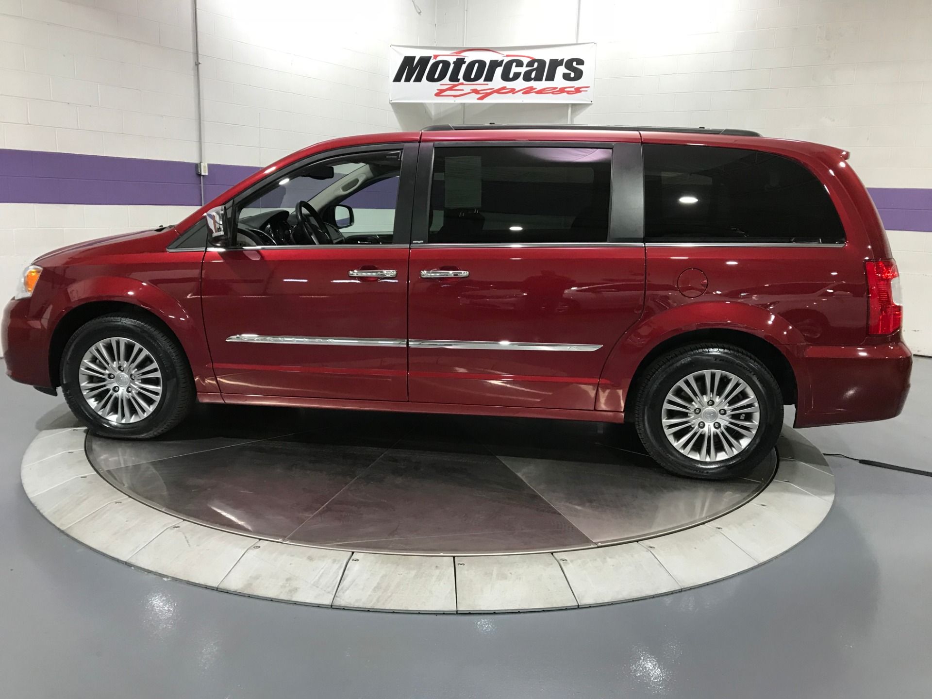 2013 Chrysler Town And Country Touring L Stock 24589 For Sale Near