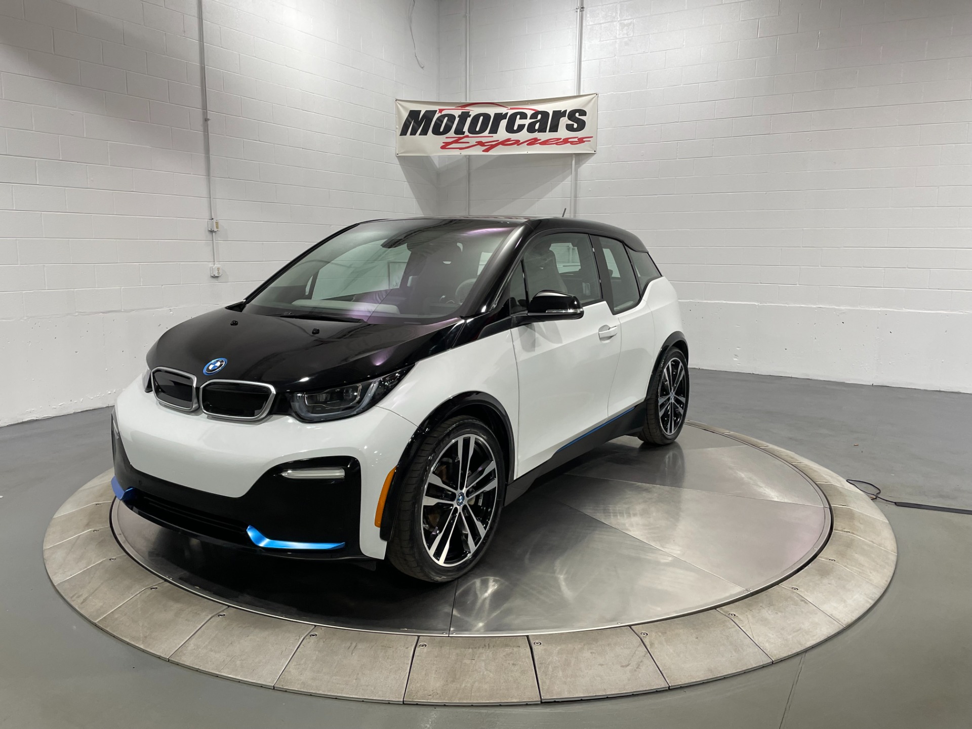 2019 deals i3 range