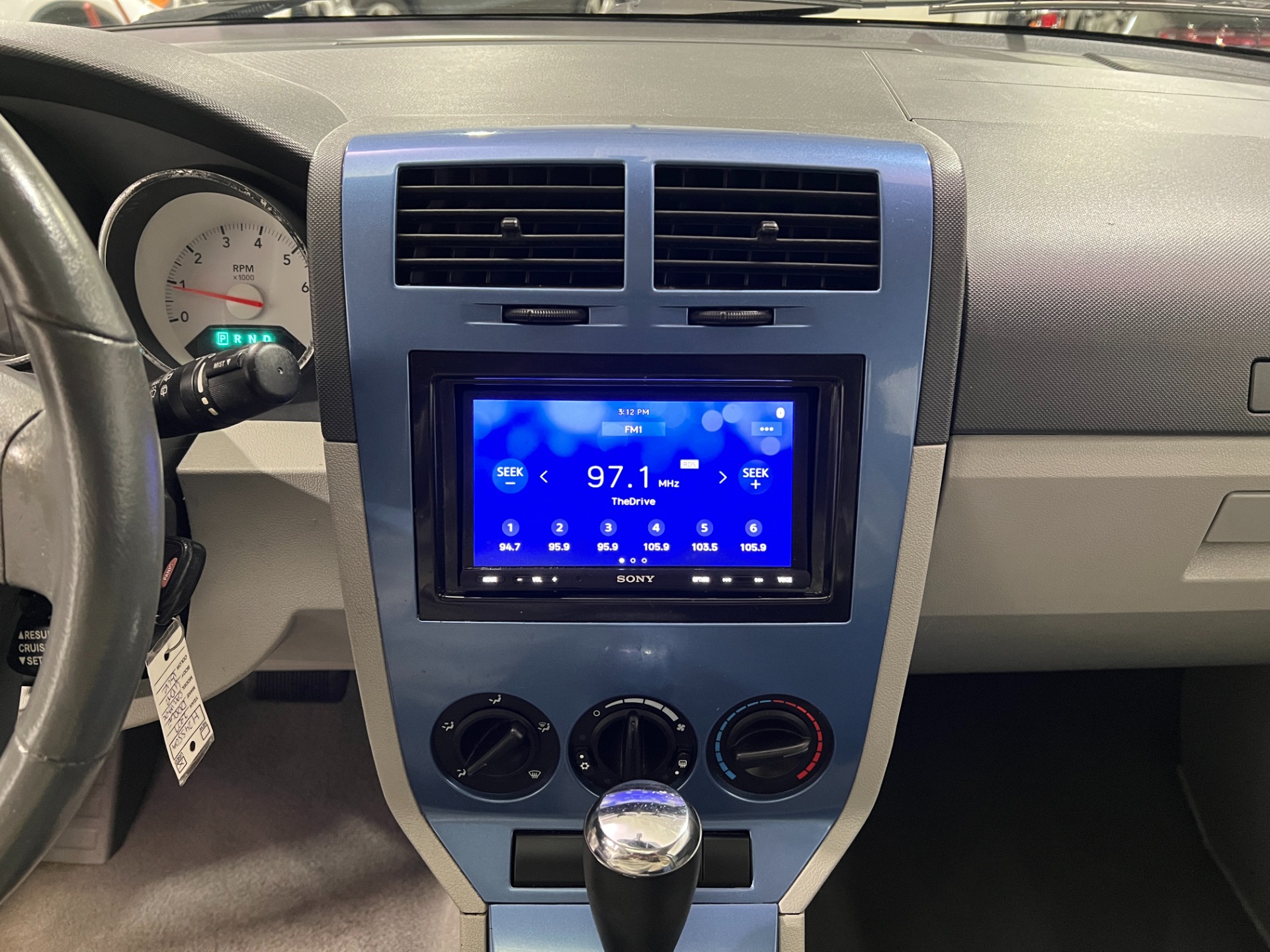 Dodge caliber double on sale din dash kit