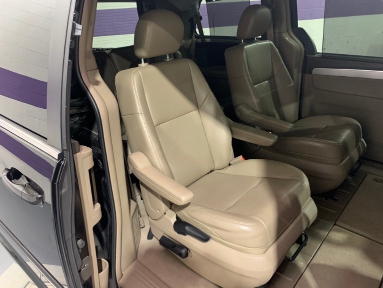 2012 Volkswagen Routan SE Stock # MCE518 for sale near Alsip, IL | IL ...