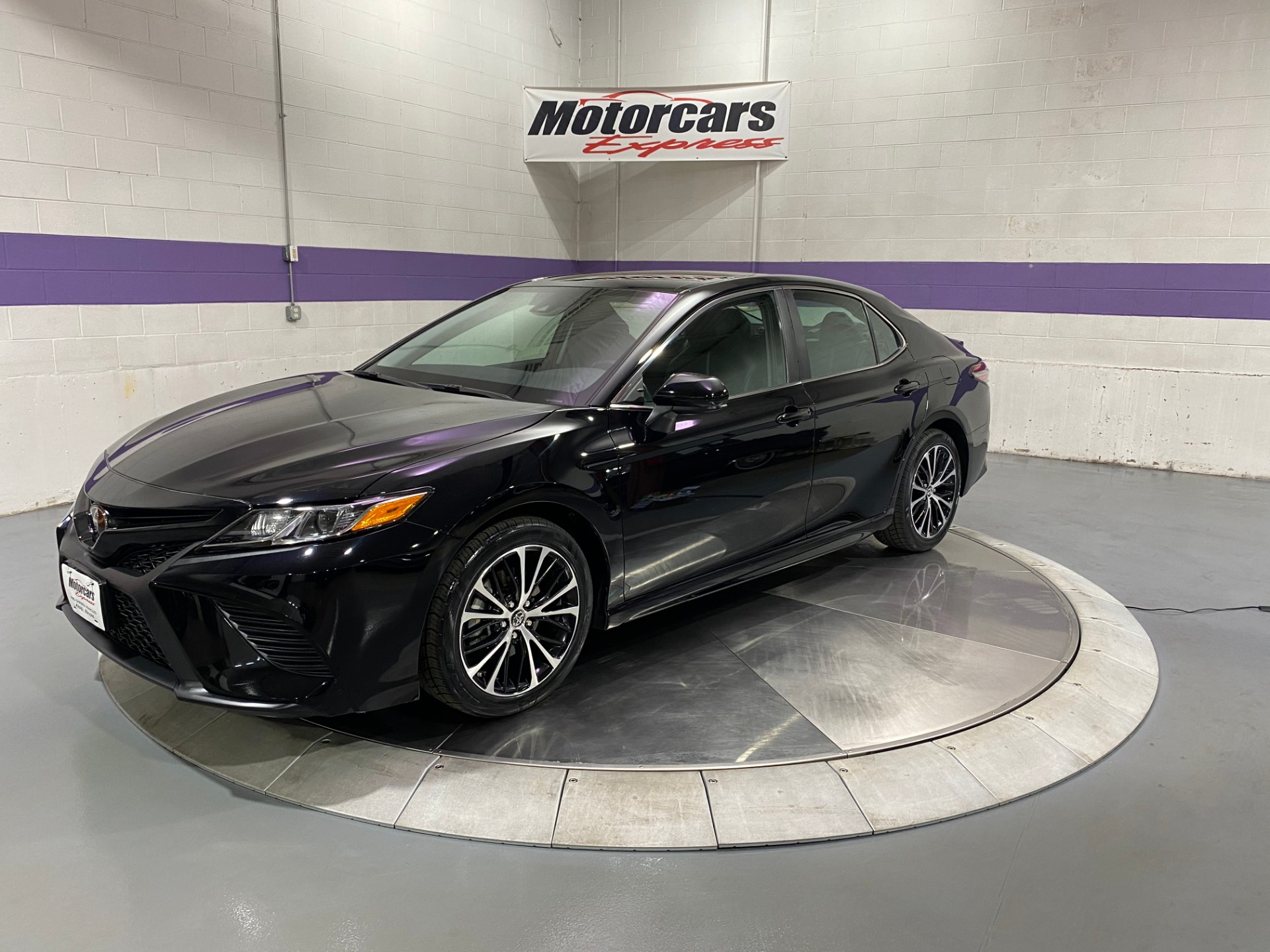 2019 Toyota Camry SE FWD Stock # MCE688 for sale near Alsip, IL | IL ...